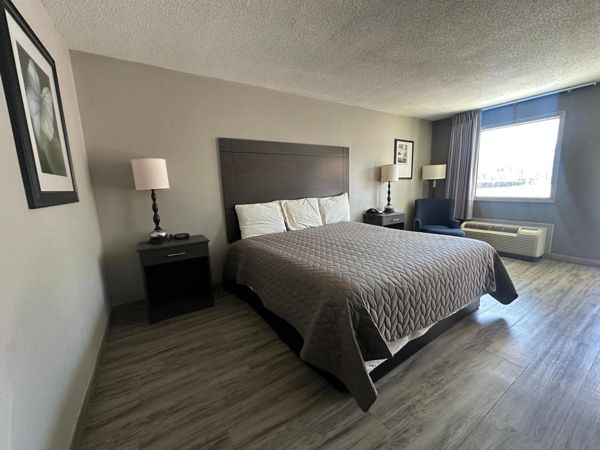 Executive Inn Locust Grove By Capital O Экстерьер фото